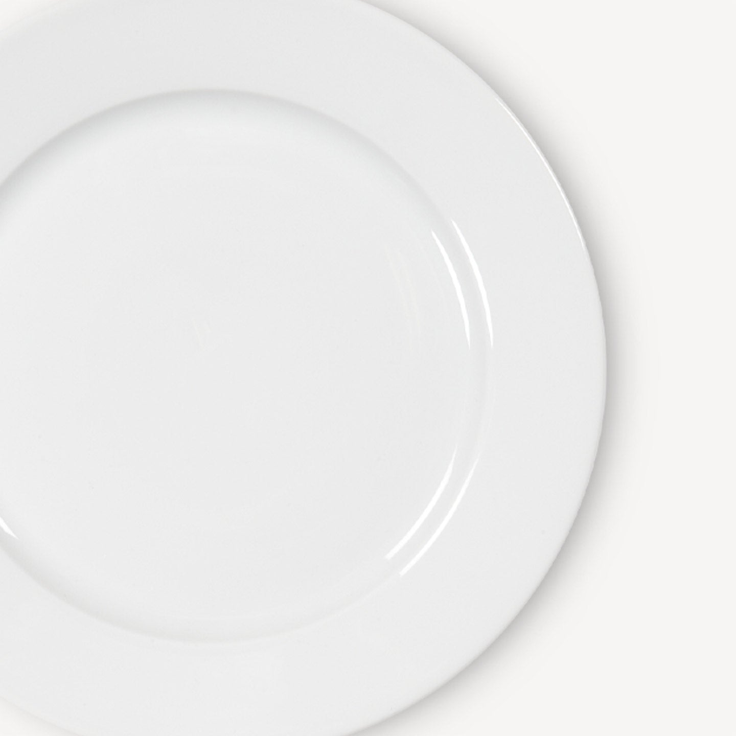 Service complet en porcelaine de Limoges - Arts de la table Service complet en porcelaine de Limoges - Arts de la table