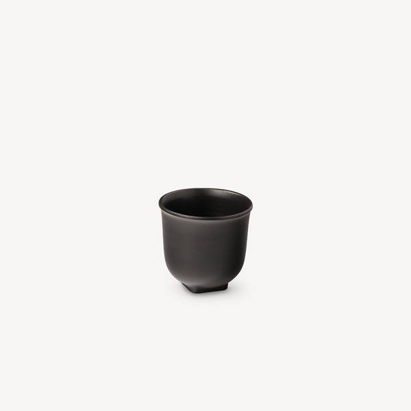 Gobelet en porcelaine noir, Gaia (2ème choix)